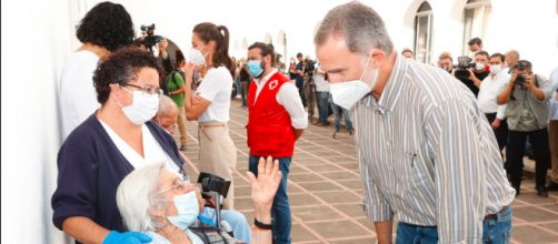 Felipe VI ha visitado a los evacuados en compa&ntilde;&iacute;a de do&ntilde;a Letizia (@casareal)