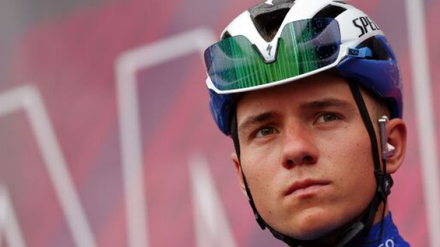 Mondiali ciclismo, che attacco di Evenepoel: 'Critiche di Merckx? Forse perch&eacute; ho scelto di non correre nella squadra del figlio'.