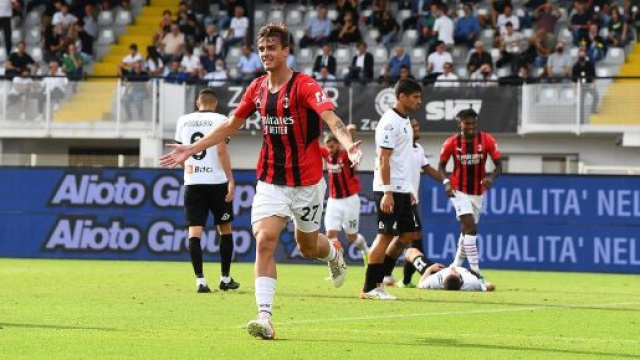 Daniel Maldini al primo gol in maglia rossonera la leggenda continua - foto di acmilan.com