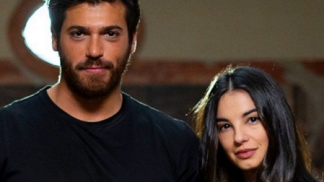 Viola come il mare, Can Yaman regala il suo profumo a Chillemi: 'Per farmi perdonare'.