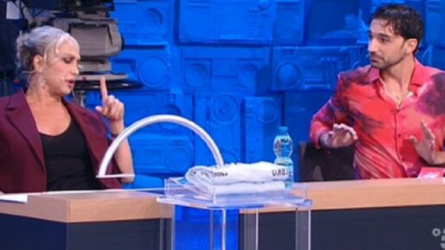 Amici 2021, Todaro difende Serena da Celentano e Peparini: 'Me ne frego'.