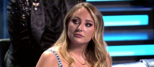 Roc&iacute;o Flores ha sido centro de las burlas por su metedura de pata en la promoci&oacute;n de un cepillo (Telecinco)