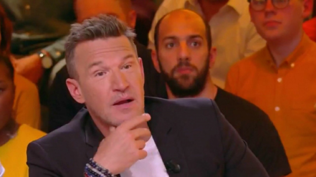 Le chroniqueur de TPMP Benjamin Castaldi. Source : capture d&rsquo;&eacute;cran C8.
