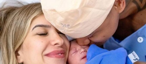 L&eacute;o Santana e Lore Improta anunciam chegada de Liz (Reprodu&ccedil;&atilde;o/Instagram/@loreimprota)