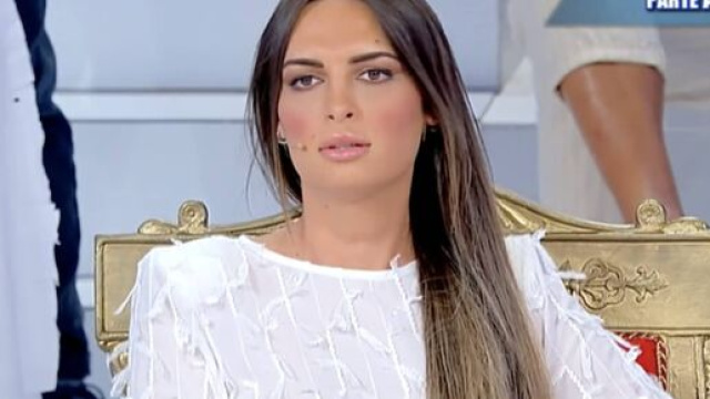 Andrea Nicole si bacia con Ciprian, ma lui sar&agrave; sincero?