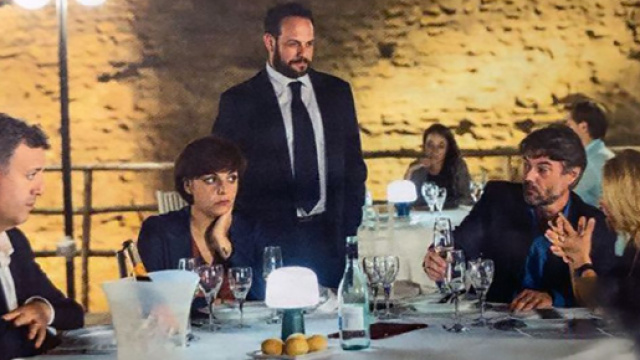 Un posto al sole, Guido (Germano Bellavia), Mariella (Antonella Prisco), Giancarlo (Alessandro D&rsquo;Ambrosi), Michele (Alberto Rossi) e Silvia.