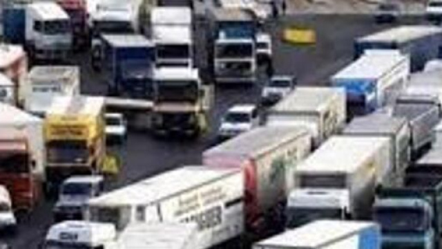Sciopero dei camionisti nei pressi del porto di Dover, 2019.