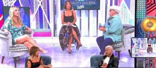 Mar&iacute;a Pati&ntilde;o ha transmitido el programa en directo (Twitter, @sabadodeluxe)