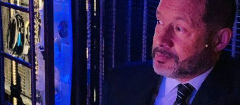 Mark Holden stars in West End musical 'Pretty Woman'