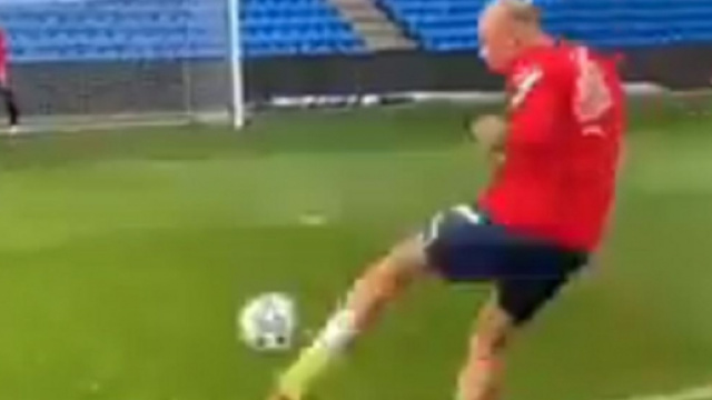 Le missile d'Haaland &agrave; l'entra&icirc;nement (Credit : Twitter Haaland)
