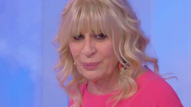 Uomini e Donne, Gemma confida: 'A volte mi faccio tenerezza, ho preso tante batoste'.