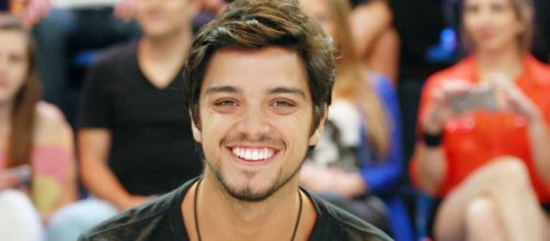 Rodrigo Simas fez 30 anos (Divulga&ccedil;&atilde;o/TV Globo)