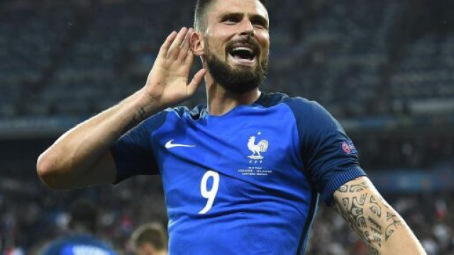 Olivier Giroud d&eacute;cide de ne pas suivre certains Bleus sur son nouveau compte Instagram - Source : capture d'&eacute;cran, Twitter