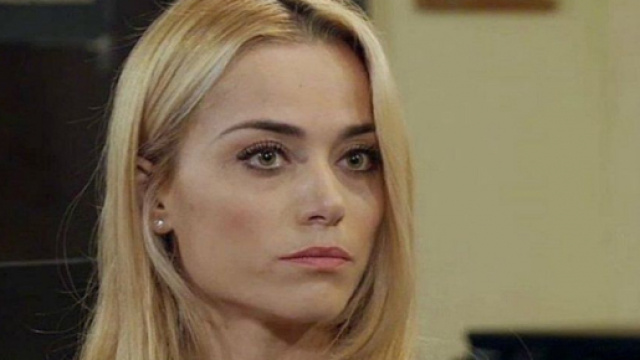 Un posto al sole anticipazioni: Clara torna a vivere con Alberto.