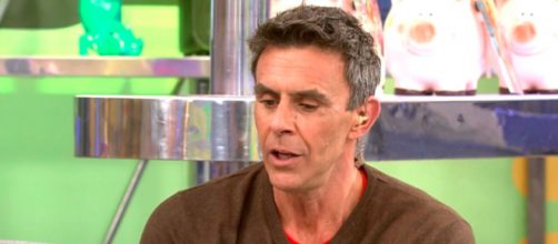 Caparr&oacute;s dijo que en esa oportunidad &Aacute;lex Casademunt fue la &uacute;nica persona que lo ayud&oacute; (Telecinco)