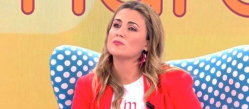 Carlota Corredera se enfrent&oacute; a Antonio Montero tras la emisi&oacute;n de la docuserie de Roc&iacute;o Carrasco (Captura de pantalla de Telecinco)