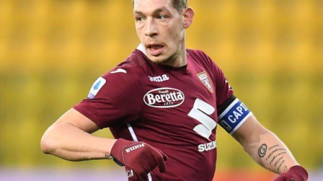 L'Inter sarebbe in pole per Alvarez e vorrebbe Belotti.