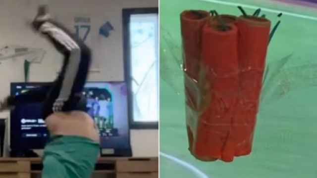 'Slimanul', b&acirc;tons de dynamite, Mohamed Henni devient fou devant le match de l'Alg&eacute;rie - Source : capture d'&eacute;cran, Youtube