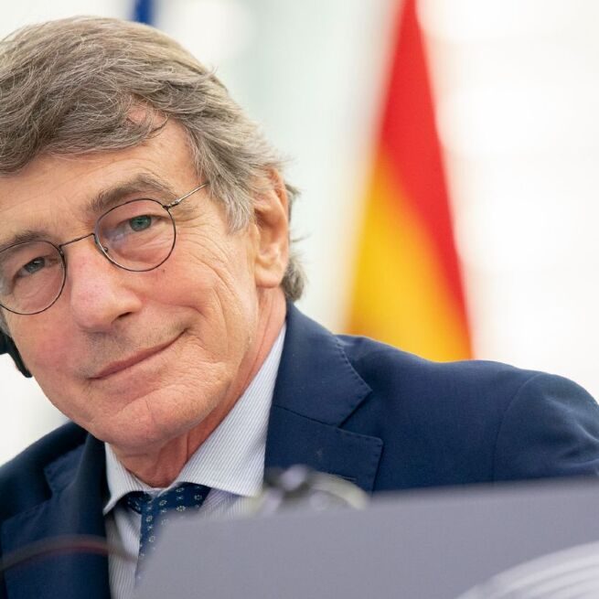 Il presidente del Parlamento europeo David Sassoli non &egrave; morto dopo aver ricevuto la terza dose del vaccino Covid (Flickr/European Parliament)