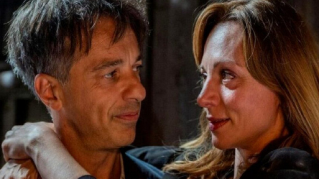 Anticipazioni Tempesta d'amore, Ariane dice a Robert di essere incinta.