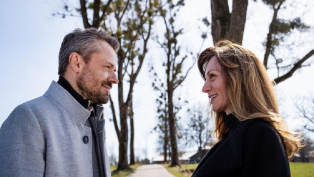 Tempesta d'amore, trame tedesche: Erik e Ariane decidono di fuggire ai Caraibi.