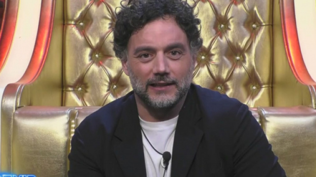 GF Vip, Bar&ugrave; dopo la puntata si scaglia contro Nathaly.