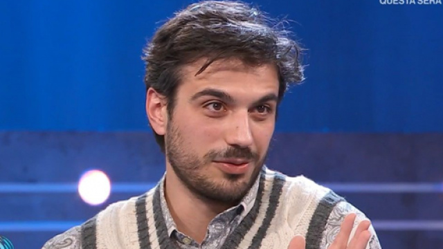 In foto l'attore di Lorenzo Lazzarini.