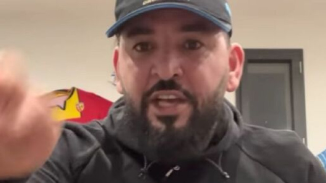 Mohamed Henni compare C&eacute;dric Bakambu au roi Pel&eacute; et enflamme la toile - Source : capture d'&eacute;cran, Youtube