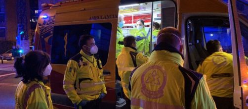 Un menor de 16 a&ntilde;os apu&ntilde;alado en el paseo de la Ermita del Santo (Emergencias Madrid)