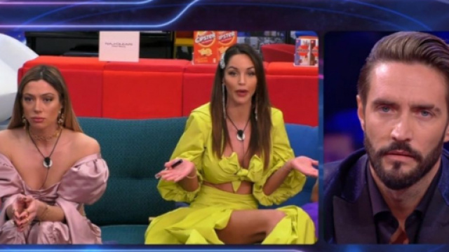 GFVip, Alfonso Signorini caccia via Alex dallo show: 'Vattene fuori' (Video)