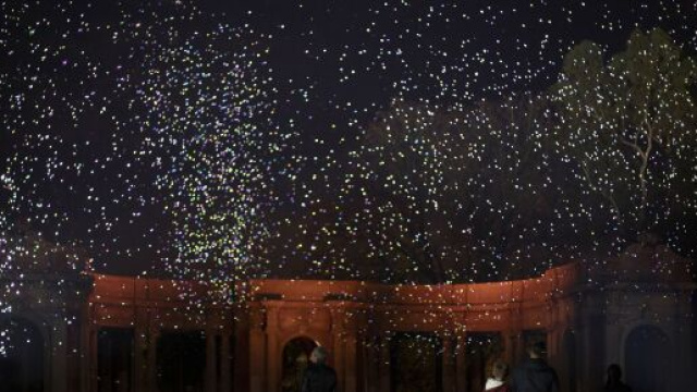 Le scintille organiche ideate dallo Studio Roosegaarde