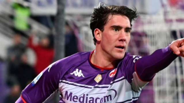 Vlahovic alla Juve: raggiunto l'accordo con la Fiorentina.