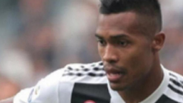 Alex Sandro, terzino della Juventus.