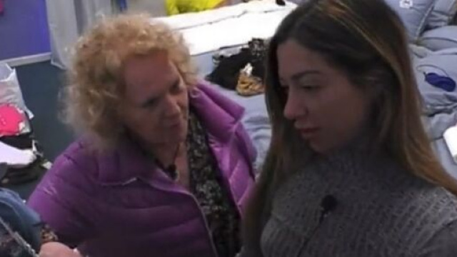 GF Vip, Katia scredita Soleil per lo scarso decollet&eacute;.