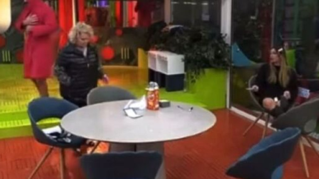 GF Vip, Soleil viene rimproverata da Katia e sbotta.