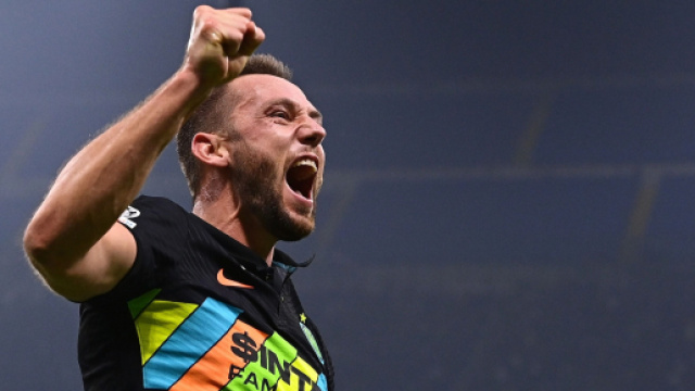 Inter, l'Atletico Madrid vuole De Vrij.