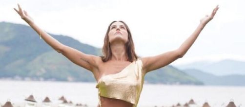 Deborah Secco celebra novo ano (Reprodu&ccedil;&atilde;o/Instagram/@dedesecco)