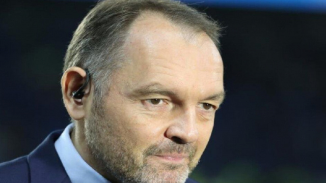 La toile f&eacute;licite St&eacute;phane Guy pour sa prestation durant le match Liverpool-Chelsea - Source : capture Twitter