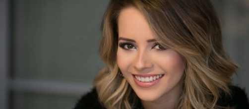 Sandy ganha felicita&ccedil;&otilde;es (Divulga&ccedil;&atilde;o)