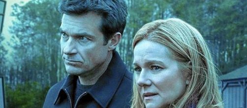 Jason Bateman e Laura Linney em cena de 'Ozark' (Divulga&ccedil;&atilde;o/Netflix)