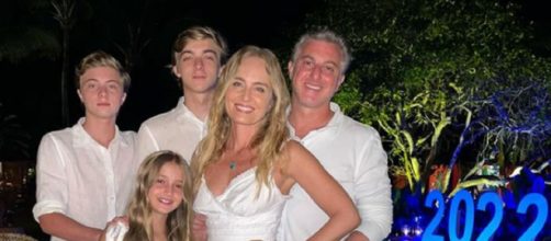 Luciano Huck celebra Ano Novo com a fam&iacute;lia (Reprodu&ccedil;&atilde;o/Instagram/@lucianohuck)