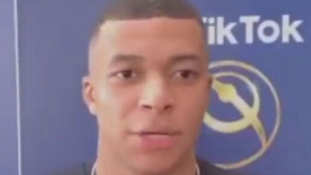 Kylian Mbapp&eacute; s'essaye &agrave; l'arabe et fait le buzz - Source : capture d'&eacute;cran, Youtube