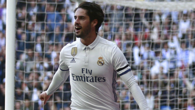 Inter su Gosens, la Fiorentina sogna Isco.