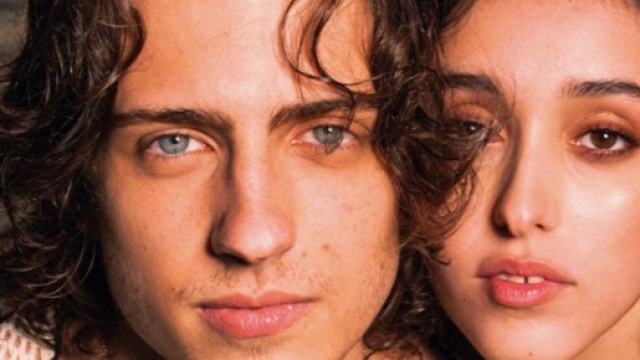 Amici, Giulia e Sangiovanni sempre pi&ugrave; innamorati: lei gli dedica un tatuaggio.