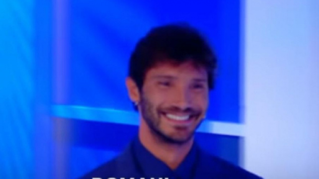 C'&egrave; posta per te 2022, gaffe di Stefano De Martino.
