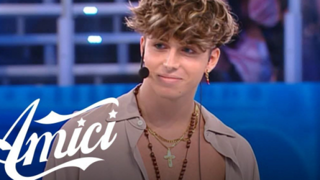 Amici, anticipazioni 15^ puntata: infortuni per Mattia e Cristiano, lacrime per Nicol.