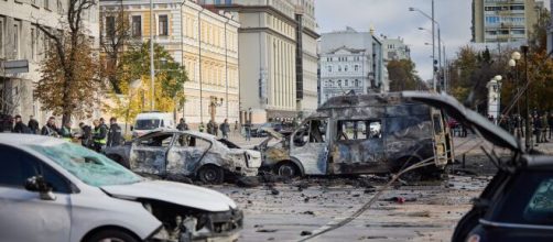 Putin bombardea Kiev y otras ciudades en respuesta al ataque al puente de Crimea (Twitter/@@ZelenskyyUa)