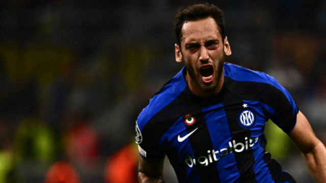 In foto Calhanoglu, centrocampista dell'Inter.