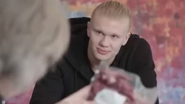 D&eacute;go&ucirc;tant, Erling Haaland d&eacute;voile son r&eacute;gime alimentaire si sp&eacute;cial et beaucoup parler (capture YouTube)
