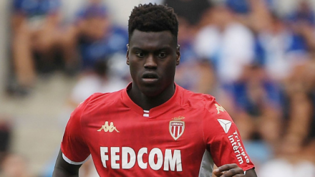 Mercato Juve: possibile interesse per Badiashile in estate.